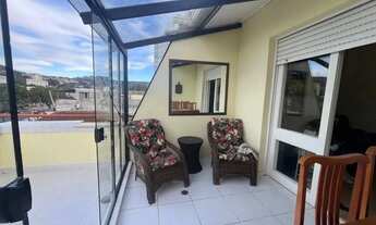 Imagem 2: *Cobertura com 2 Quartos e Churrasqueira na Glória, Porto Alegre - Oportunidade Única!*