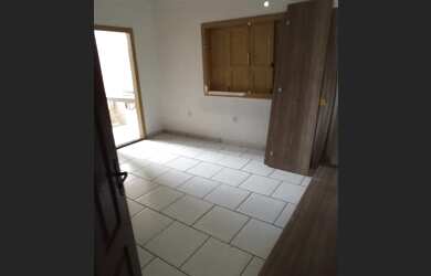 Imagem 5: Casa geminada no Centro, lote Títulado