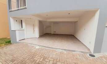 Imagem 2: Casa com 02 Dormitórios e 02 vagas