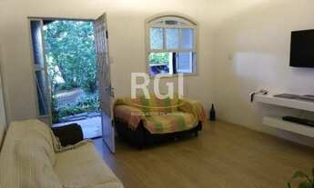 Imagem 2: Casa em Hípica Casa com 3 dormitórios