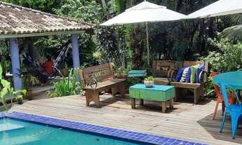 Imagem 2: Casa com piscina e jardim a 200 m da Rua Mucugê em Arraial d'Ajuda - Porto Seguro - B