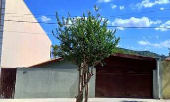 Imagem: Rancho em Represa de Atibaia (PÉ NA AGUA)
