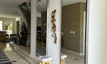 Imagem 3: Casa à venda, 1.012m², 5 suítes, escritório, sala ampla, espaço gourmet, jardim e muito ma