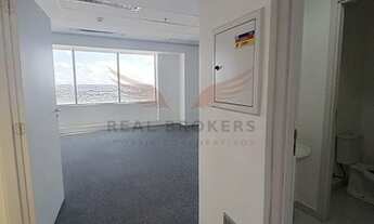 Imagem 5: Sala comercial para locação em Alphaville ao lado da Rodovia Castelo Branco