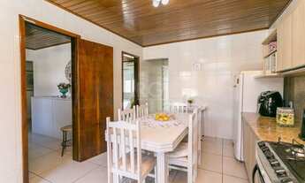 Imagem 2: Casa para Venda - 245.45m², 6 dormitórios, 2 vagas - Tristeza