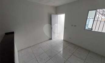 Imagem 2: Casa de 53m² com 2 dormitórios pra alugar - Campo Limpo