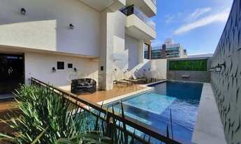 Imagem: Alto padrão Apto decorado com piscina