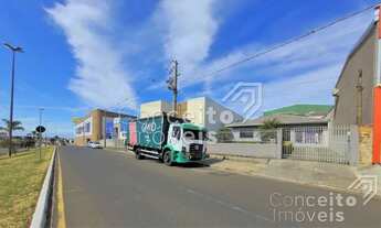 Imagem: Residência com amplo terreno - Uvaranas