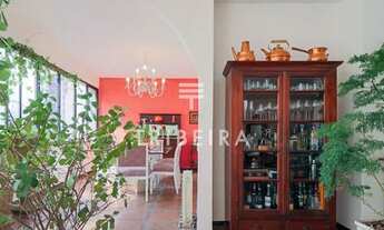 Imagem 5: Imóvel de 243m², com 4 dormitórios (sendo 2 suítes)