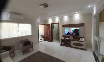 Imagem 4: Casa com piscina a venda no Regissol II