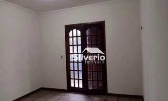 Imagem 4: Casa sobreloja 03 dorm. (01 com armário e sacada) - 02 quartos pequenos - Av. Andrômeda