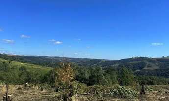 Imagem 2: Terrenos 500m² em Ibiúna com Localização Privilegiada!