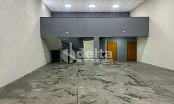 Imagem 2: Galpão disponível para locação e venda no bairro Monte Hebron em Uberlândia-MG