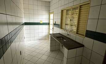 Imagem 3: Vende-se 5 casas na Vila Santa Helena próximo Av. Leste Oeste - Goiânia - Go