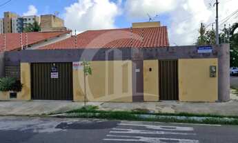 Imagem: Casa à Venda no Bairro Coroa do Meio Espaço