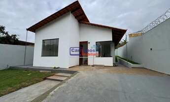 Imagem: Casa com 3 quartos, sendo 1 suíte no bairro