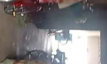 Imagem 3: Vendo duas casa grudada