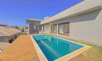 Imagem 2: Casa Térrea para venda com 280 metros quadrados com 4 quartos