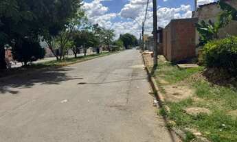 Imagem 4: Lote no buritis II, próximo ao CAIC