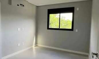 Imagem 2: Apartamento com 2 suítes e 1 vaga de garagem na Praia dos Amores em Balneário Camboriú