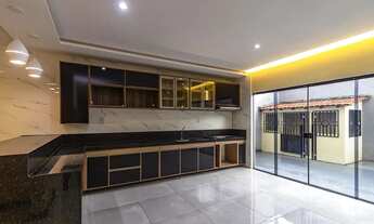 Imagem 5: Casa 3 pavimentos no Conj. Orlando Lobato, 420m2, 3/4, 570 mil