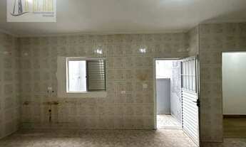 Imagem 5: Sobrado Reformado em Excelente localização com 3 dormitórios para alugar, 150 m² por R$ 3