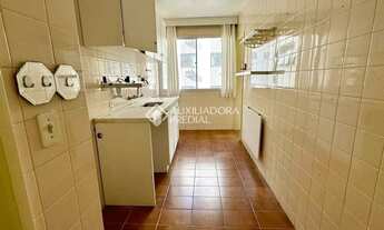 Imagem 2: Apartamento à venda com 3 dormitórios, vista mar, no Centro, em Florianópolis