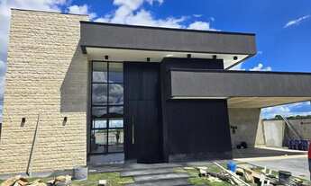 Imagem 2: Casa Térrea de Alto Padrão no Condomínio Plateau D'or - 3 Suítes + Escritório