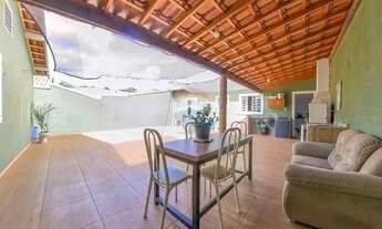 Imagem 4: Casa à venda no bairro Jardim Costa Verde em Araras com 3 quartos, edícula e churrasqueira