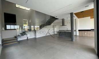 Imagem 3: Imóvel para aluguel tem 356 metros quadrados com 4 quartos