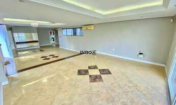 Imagem 2: Casa Alto Padrão com 597m², 4 Dormitórios, 2 Suítes e 6 Vagas