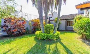 Imagem 2: Casa térrea com 3 dormitorios no bairro Igara