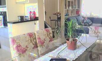 Imagem 2: Casa com Piscina e 03 Dormitórios em Condomínio Fechado