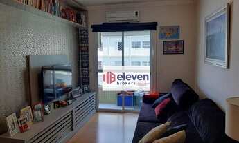 Imagem 2: Apartamento à venda com 2 quartos, 1 suíte, varanda com churrasqueira, alguns passos da pr