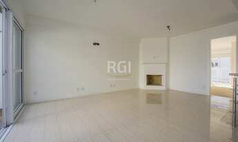 Imagem 3: Casa Condomímio com 3 dormitórios, 3 vagas e 3 suítes no bairro Cristal em Porto Alegre