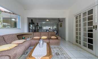 Imagem 5: Mansão localizado no condomínio Alpes de Caieiras, em meio ao verde da Serra da Cantareira