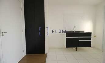 Imagem 3: Apartamento com 2 quartos (sem suíte), 1 banheiro, 1 vaga de garagem e elevador