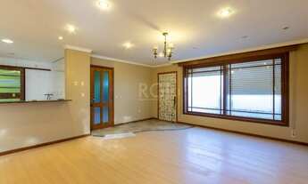 Imagem 2: Casa para Venda - 230m², 3 dormitórios, sendo 1 suites, 2 vagas - Guarujá