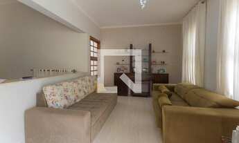 Imagem 2: Casa para Aluguel - Jardim Interlagos, 3 Quartos, 224 m2