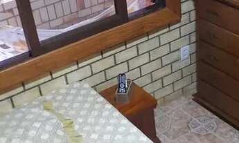 Imagem 6: Suíte completa com Ar, Tv, banheiro privativo e varanda coberta com rede