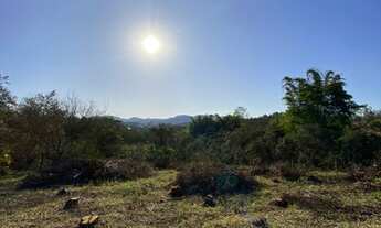 Imagem 2: A43 - Compre terreno e valorize seu dinheiro apenas 15 minutos do centro de Guararema