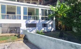 Imagem: Casa de temporada na Barra de Guaratiba