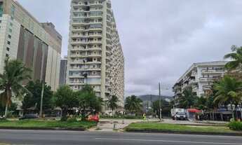 Imagem 4: Barra Apartamento Salão, Varanda , 1 Banheiro, Cozinha, lazer total, 1 vaga de Garagem