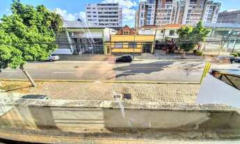 Imagem 4: Uma quadra do shopping Estação