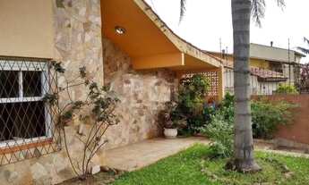 Imagem 2: Casa para Venda - 214m², 3 dormitórios, sendo 1 suites, 3 vagas - Tristeza