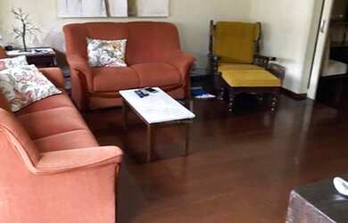 Imagem 2: Casa para Venda - 330m², 4 dormitórios, sendo 2 suites, 5 vagas - Jardim Itu