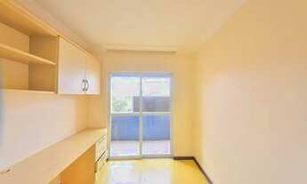 Imagem 6: Apolar Imóveis vende excelente Apartamento no edifício Maria Vitória, bairro Portão