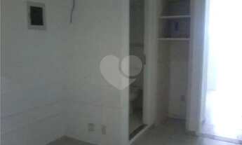 Imagem 3: Salão comercial à venda no condomínio Praça Saens Pena, Rio de Janeiro - RJ