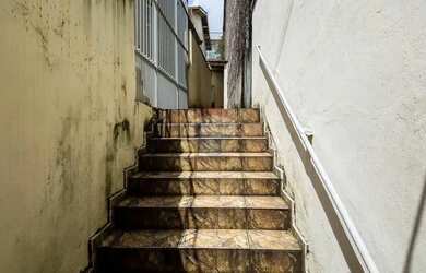 Imagem 2: Casa à venda no Tatuapé, com 356 metros, 6 quartos, 4 banheiros e 3 vagas de garagem