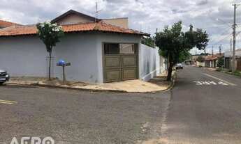 Imagem: VENDA - 2 Casas com 4 dormitórios à venda